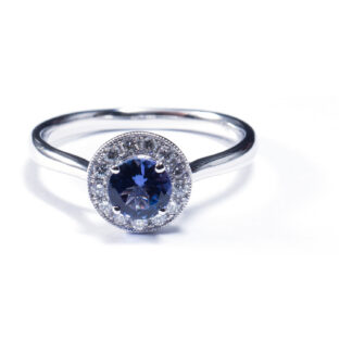 0.50ct Tanzanite ring in white gold